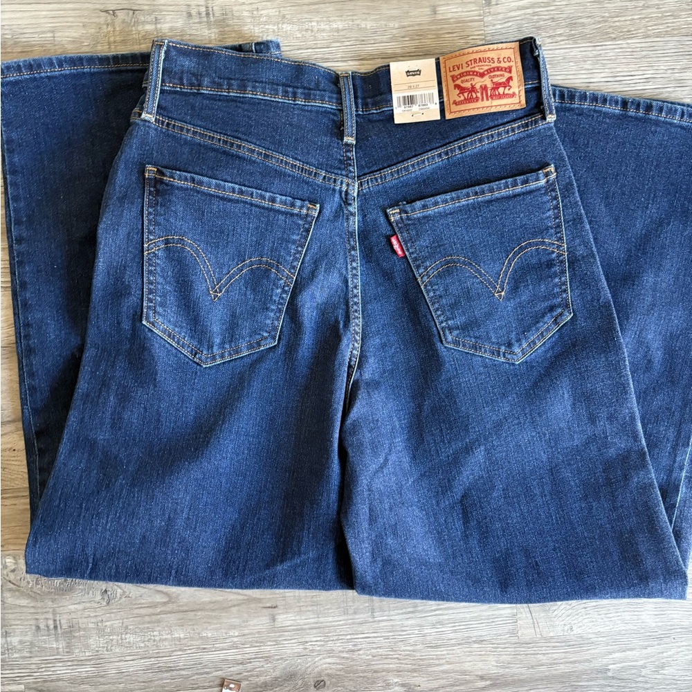 Levi's Women's Blue Flare & Wide Leg Jeans - Picture 14 of 15